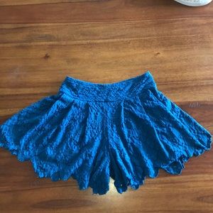 Nightcap by Carisa Rene size 4 eyelet skirt teal